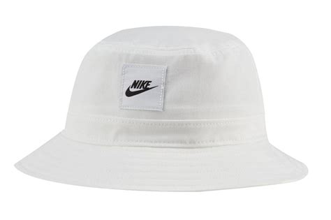 nike bucket hat weiß